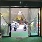 Thecube#Private#Aircon#Cheap#Cozy@City