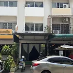 Thecube#Private#Aircon#Cheap#Cozy@City