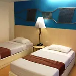 Highway Hotel