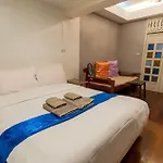 Seven Senses Guesthouse