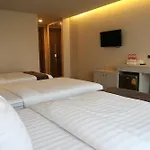 Rung Aroon Hotel By Le Siri