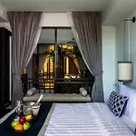 Cheeva Dee Hotel