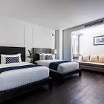 Cheeva Dee Hotel