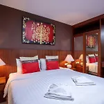 Huen Jao Ban Hotel