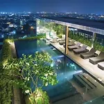 Luxury High Floor Top Pool Gym Condo With 2Br