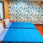 Doodle Lodge Chiang Mai