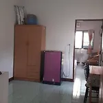 Maw Salon