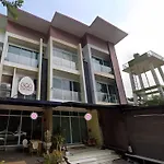 Mysterymonster Hostel