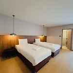 Common Living