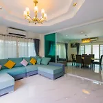 Airport&Old City 5Min By Car,4Bdr,4Bath,Pool Villa