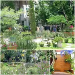 Number 18 Lanna Homestay