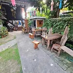 Nearthepark Backpack Boutique House