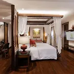 Akira Thaphae Hotel