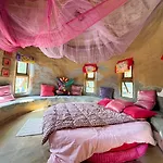 Clay House Chiang Mai By Alphatel