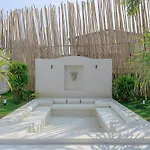 Pool, 8-Br, Old Town, Entire Private Estate - Tanpuri Chiang Mai