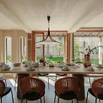 Pool, 8-Br, Old Town, Entire Private Estate - Tanpuri Chiang Mai