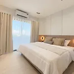 Modern Luxury Suite King-Bed & For Easy Travel