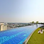 Luxury Astra Sky River Apartment