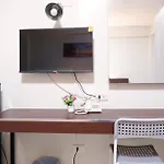 C Room Extra At Airport