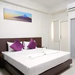 C Room Extra At Airport