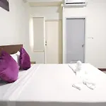 C Room Extra At Airport