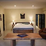 Home Stay Pool Villa Chiang Mai
