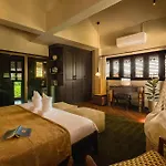 Riverside Pool Estate In Chiang Mai City - Tanpuri