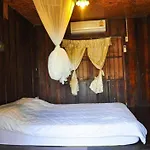 Oyo 1155 Bikers House And Enduro Tours Chiang Mai