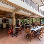 Collection O Khu Mueang Near Tha Phae Gate Formerly Lai Thai Guesthouse
