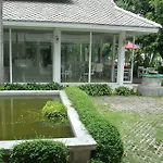 White Chalet Guesthouse