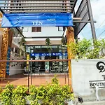 Ten Boutique House
