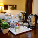 Na Thapae Hotel