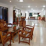 Veerachai Court