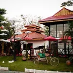 Baan Puang Petch