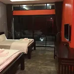 Baan Mon Jor