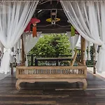 Garden Yard Inn Chiangmai