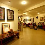 The Xym Hotel