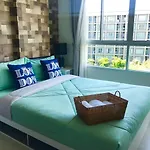 D Condo Sign