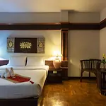 Bua Raya Hotel