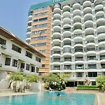 Cozy Stay @ Hillside 4 Condo