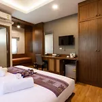 Lima Lanna Hotel