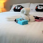Chiang Mai Old Town Luxury Pool Apartment - Kumamoto Home