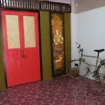 Tangmo House