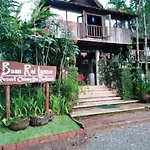 Baanrai Lanna Resort