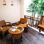 Oasis Baan Saen Doi Spa Resort