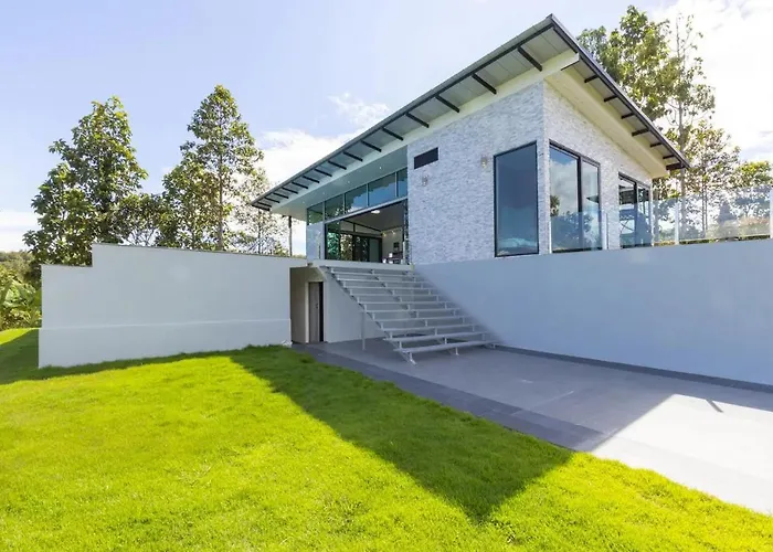 Stunning 3-Bed Villa In Chiang Mai