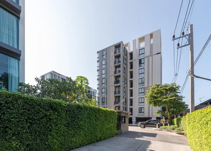 Modern Condo In Nimman By Pimolplace