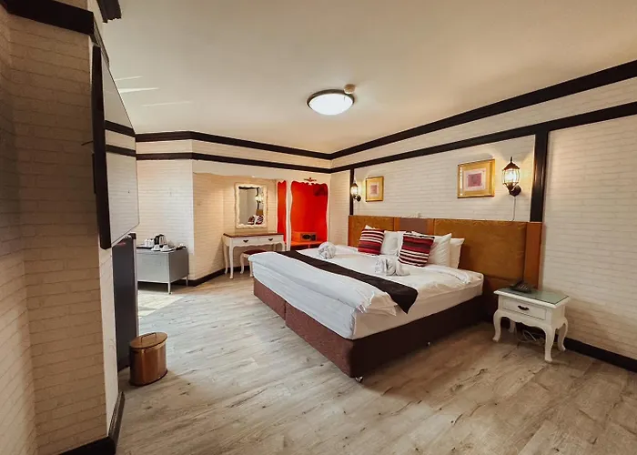 Hotel De Khuvieng