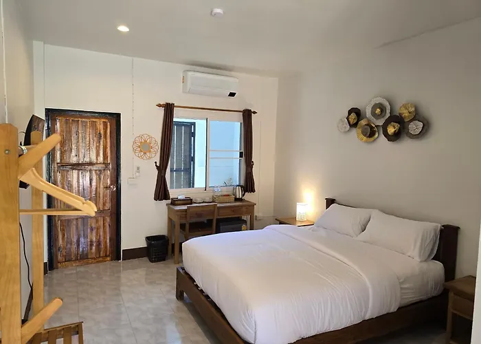 The Old City Rooms