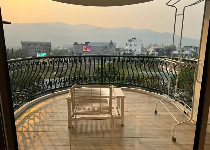 Apartment With Mountain View In Nimman, Chiang Mai